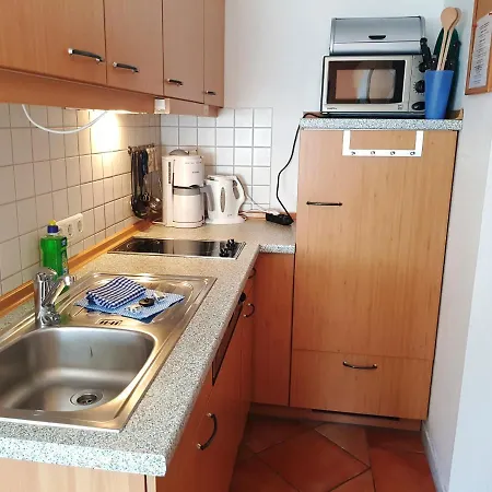 7 Im Fischerhaus Wintergarten Und Terrasse Mit Strandkorb *