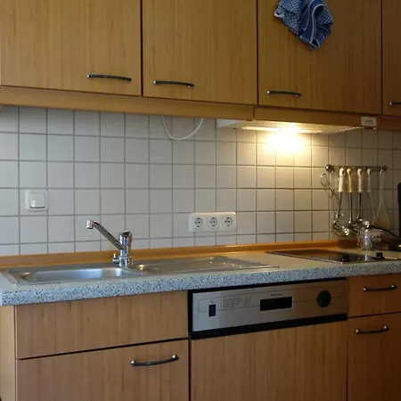 7 Im Fischerhaus Wintergarten Und Terrasse Mit Strandkorb *